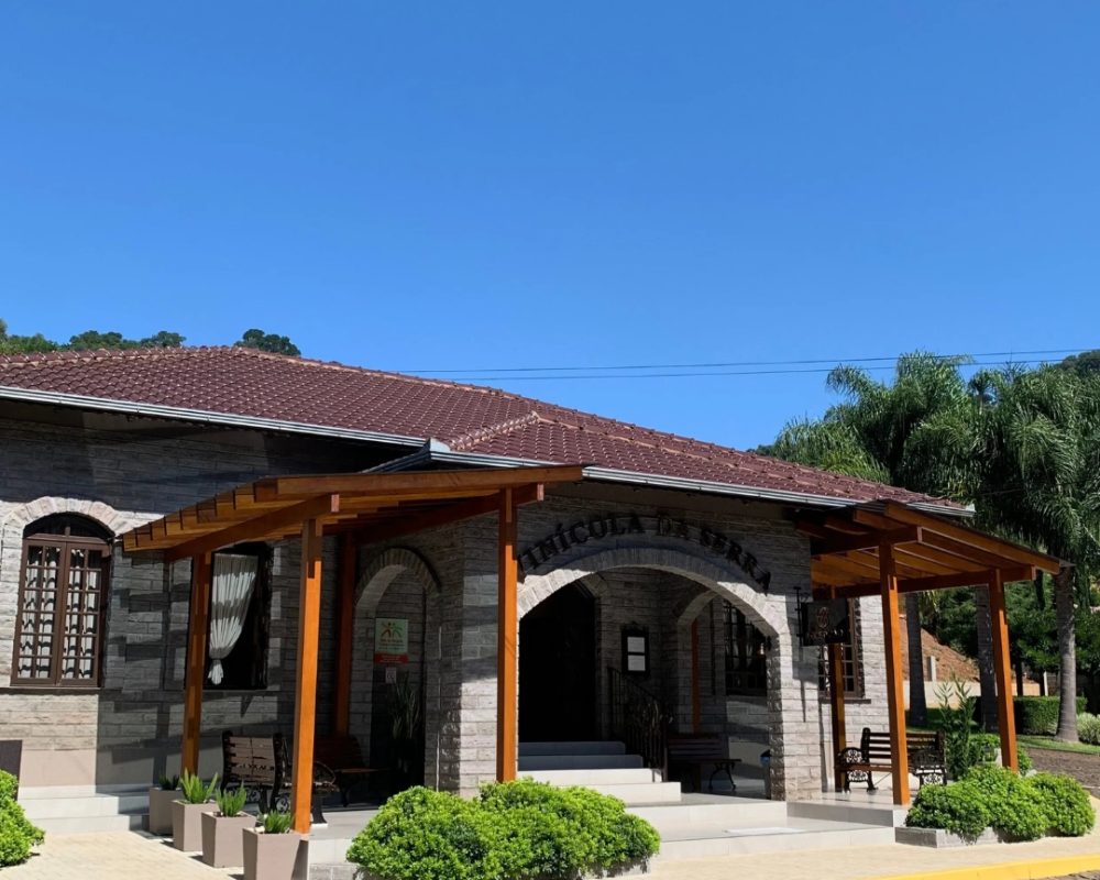 VINÍCOLA DA SERRA 02